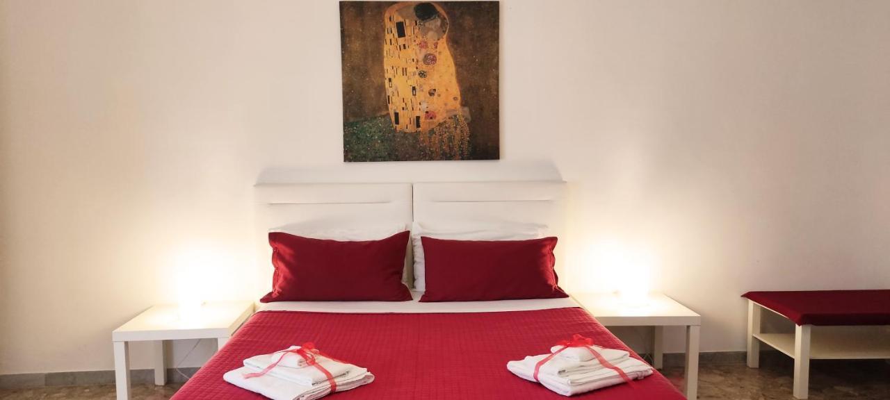 Klimt-Van Gogh-Dolci Impressioni 马泰拉 外观 照片